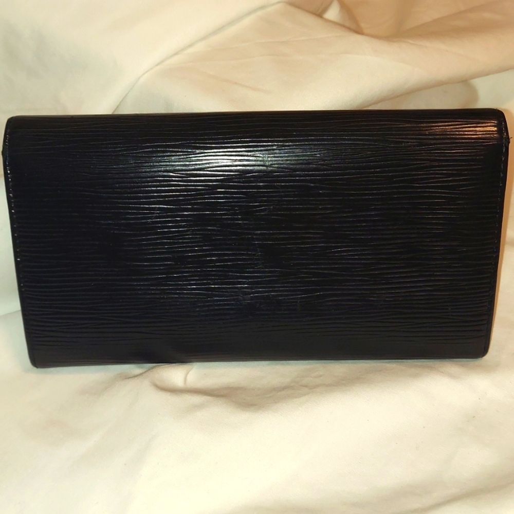 Louis Vuitton Porte Feuille Sara Black Epi Leather Long Wallet - Picture 2 of 10